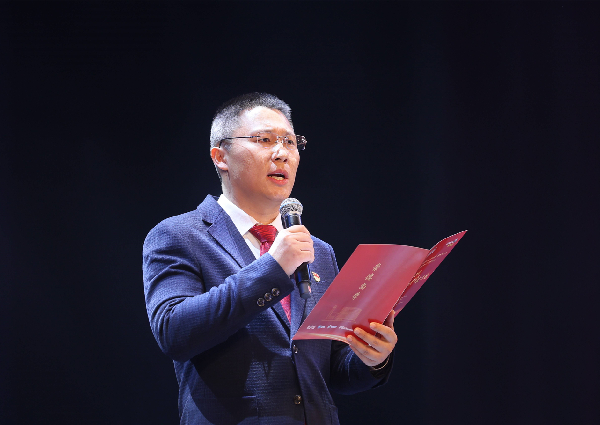 主题宣讲《能源报国 创新有我》.jpg