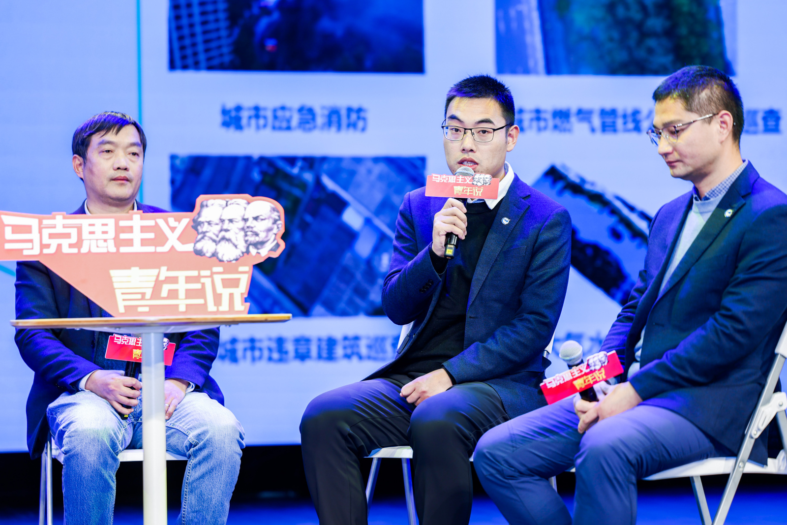 “用理”导论课：“青春逐梦、强国有我”专题访谈.jpg